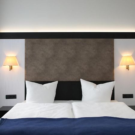 Hotel Zur Kulturweberei Finsterwalde Buitenkant foto
