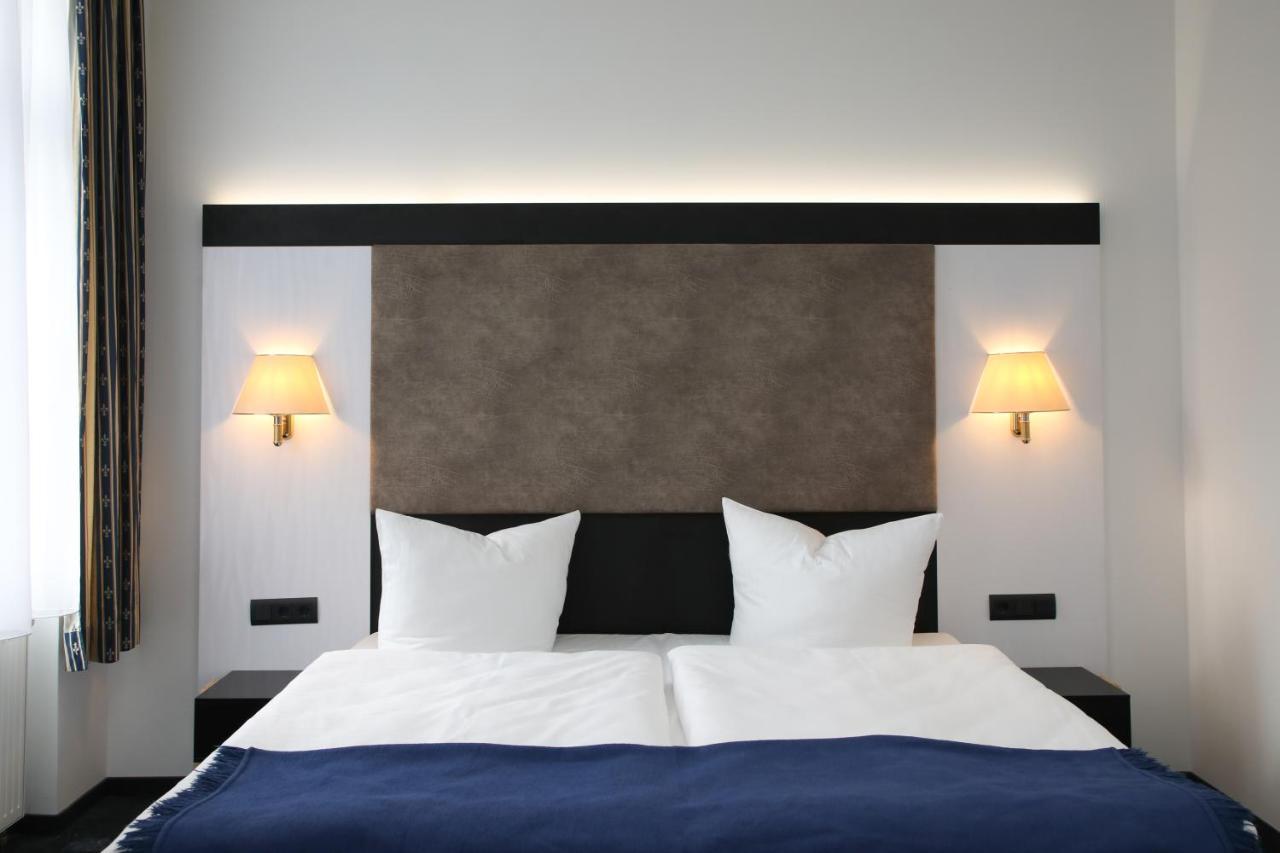 Hotel Zur Kulturweberei Finsterwalde Buitenkant foto