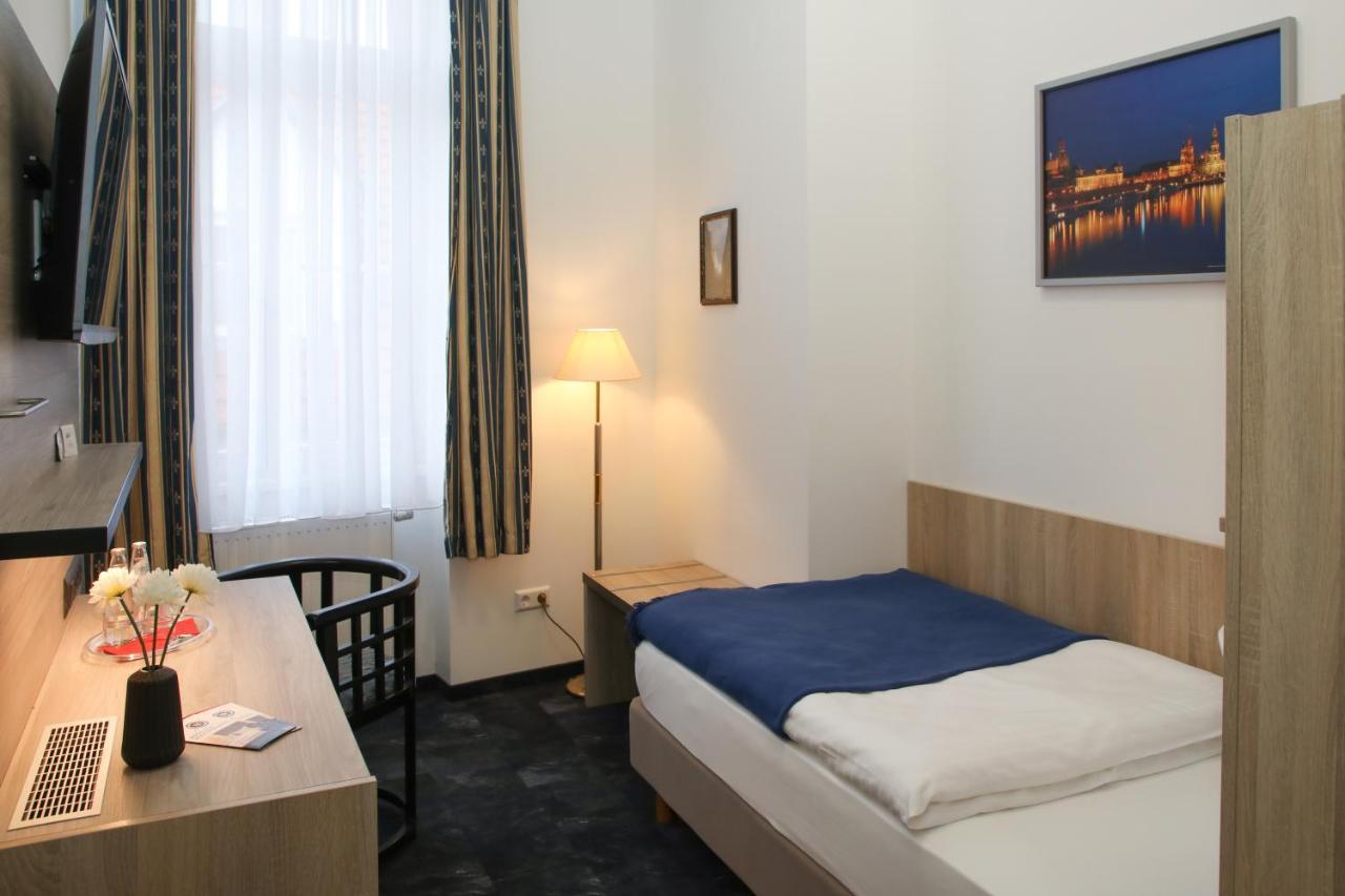 Hotel Zur Kulturweberei Finsterwalde Buitenkant foto