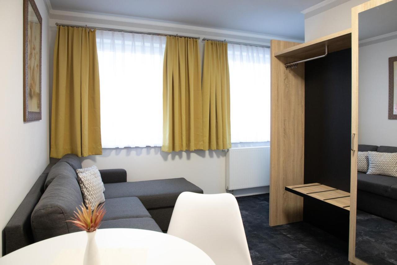 Hotel Zur Kulturweberei Finsterwalde Buitenkant foto