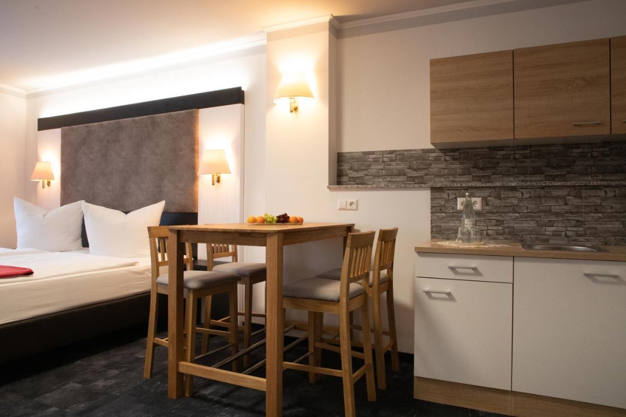 Hotel Zur Kulturweberei Finsterwalde Buitenkant foto