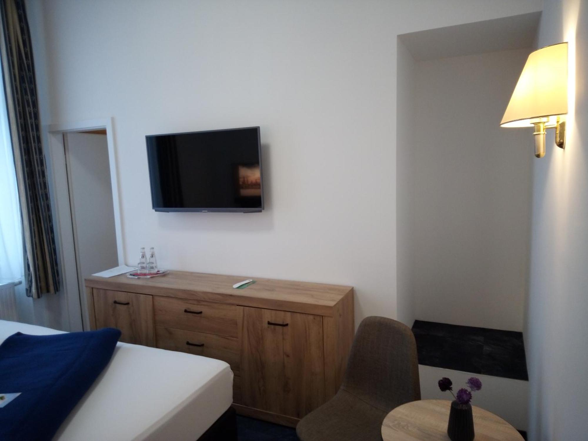 Hotel Zur Kulturweberei Finsterwalde Kamer foto